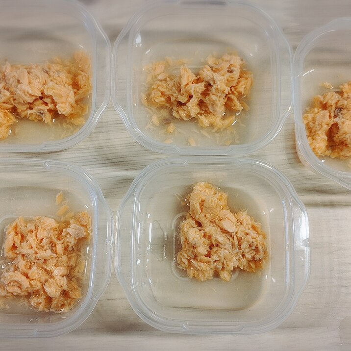 離乳食 鮭の冷凍の仕方 レシピ 作り方 By 1児のママ 楽天レシピ 離乳食 鮭の冷凍の仕方 レシピ 作り方 By 1児のママ 楽天レシピ